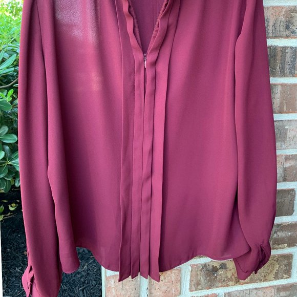 Cremieux Burgundy Blouse NEW without tags - Picture 2 of 3